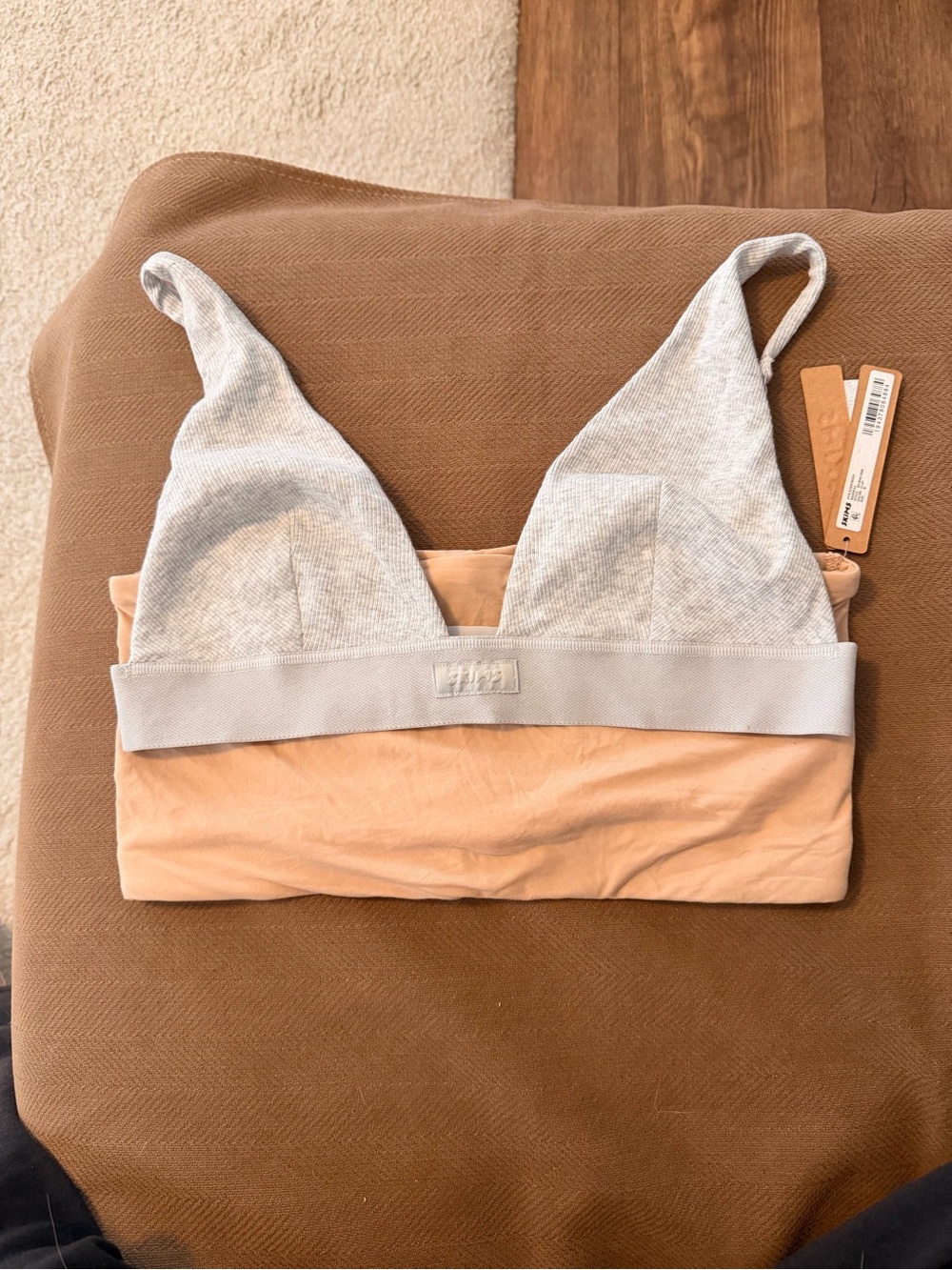 Skims bundle of two bras MEDIUM